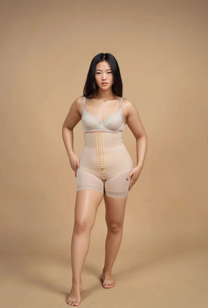Hot Curve - High-waisted Mid Thigh Shorts